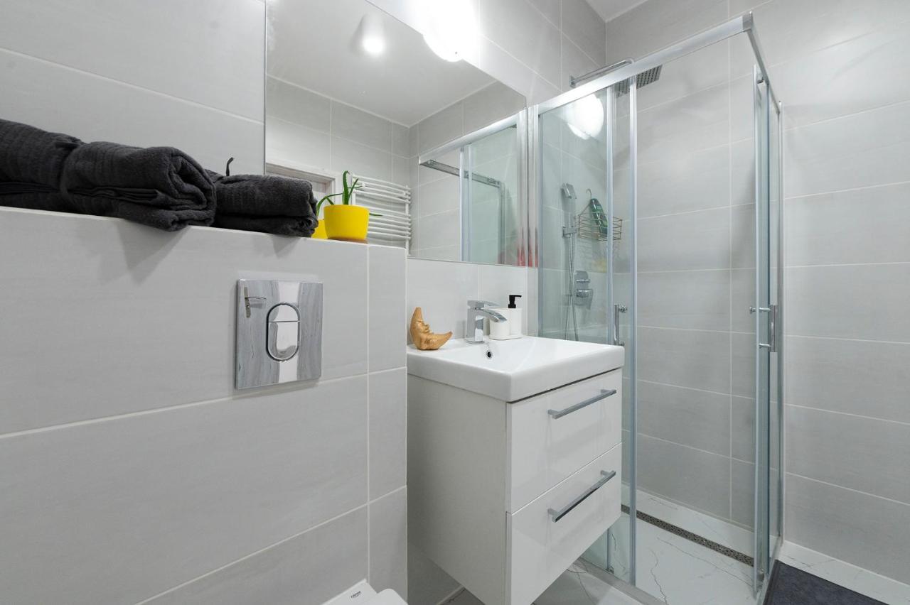 Luxury In City -3- Studio Bright & Secure Free Parking Lodž Exteriér fotografie